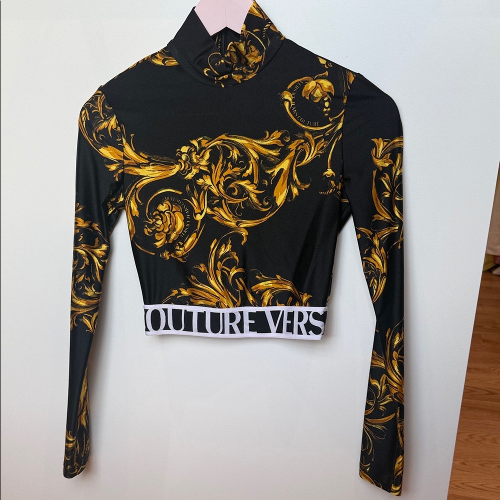Versace Black and Gold Baroque Print Women's crop top - Picture 2 of 4